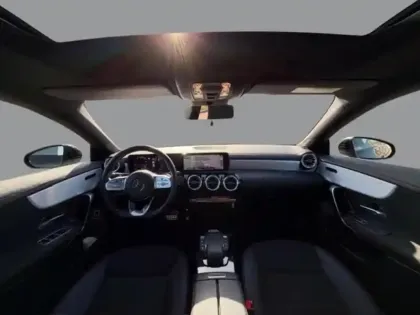 Photo 10 Mercedes CLA  220 d Shooting Brake AMG L