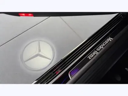 Photo 11 Mercedes Classe A 200 d AMG Line