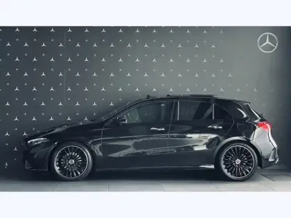 Photo 21 Mercedes Classe A 200 d AMG Line