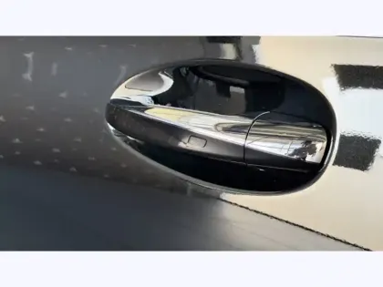 Photo 18 Mercedes Classe A 200 d AMG Line