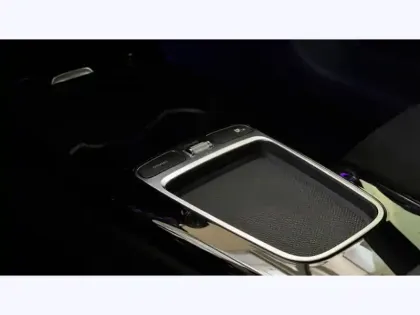 Photo 16 Mercedes Classe A 200 d AMG Line