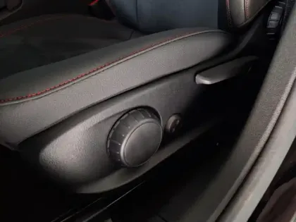 Photo 11 Mercedes Classe A 180 AMG Line