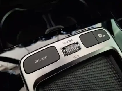 Photo 18 Mercedes Classe A 180 AMG Line