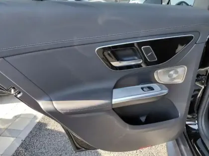 Photo 23 Mercedes Classe GLC GLC 220 d 4MATIC Coupé AMG Lin