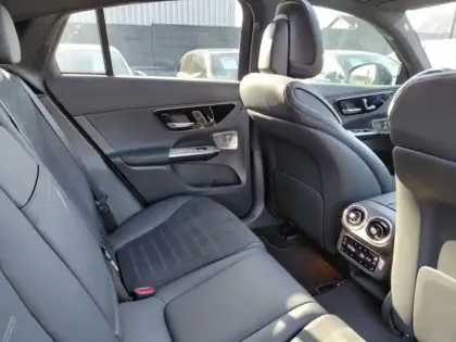 Photo 18 Mercedes Classe GLC GLC 220 d 4MATIC Coupé AMG Lin