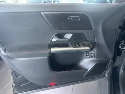 Photo 14 Mercedes GLA Gén. II (H247) Ph2 AMG Line 5