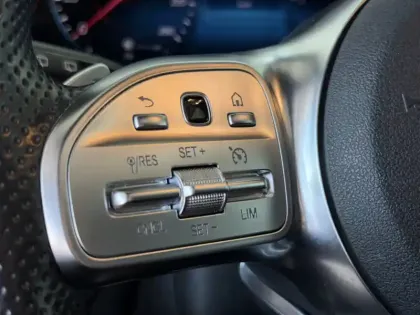 Photo 19 Mercedes GLA 250 e AMG Line