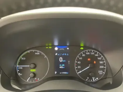 Photo 25 Toyota Yaris Hybride 116h Dynamic