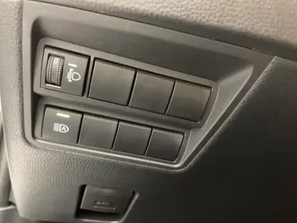 Photo 13 Toyota Yaris Hybride 116h Dynamic