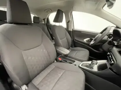 Photo 22 Toyota Yaris Hybride 116h Dynamic