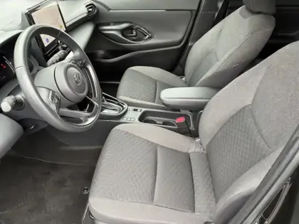 Photo 26 Toyota Yaris Hybride 130h Design