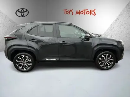 Photo 5 Toyota Yaris Hybride 130h Design