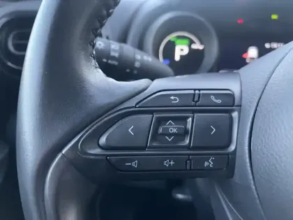 Photo 11 Toyota Yaris Hybride 116h Design