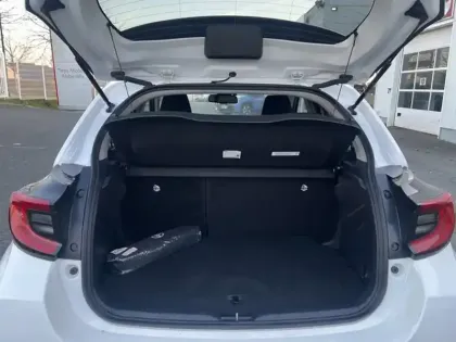 Photo 20 Toyota Yaris Hybride 116h Design