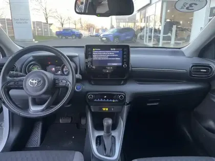 Photo 8 Toyota Yaris Hybride 116h Design