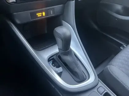 Photo 16 Toyota Yaris Hybride 116h Design