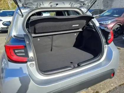 Photo 8 Toyota Yaris Hybride 116h Design PACK CONFORT