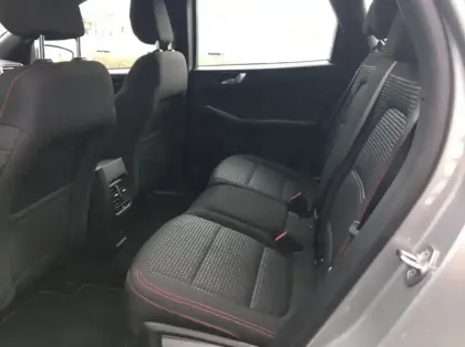 Photo 8 Ford Kuga 2.5 Duratec 190ch FHEV E85 ST-Line BVA