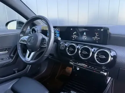 Photo 8 Mercedes Classe A 180 d Business Line