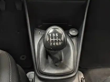 Photo 7 Ford Fiesta 1.0 EcoBoost 95ch Connect Business Nav 5p