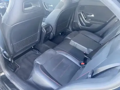 Photo 18 Mercedes Classe A 250 e AMG Line