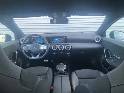 Photo 7 Mercedes Classe A 250 e AMG Line