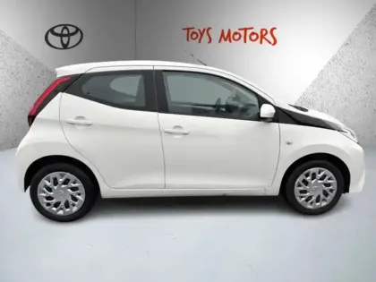 Photo 5 Toyota Aygo 1.0 VVT-i x-play 72 ch