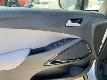 Photo 5 Opel Crossland X 1.2 Turbo 110ch Innovation Euro 6d-T