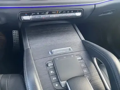 Photo 9 Mercedes GLE 350 de 4MATIC AMG Line