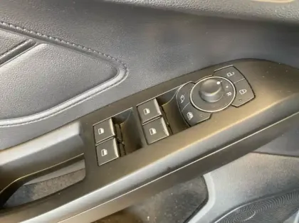 Photo 5 Ford Focus 1.0 EcoBoost mHEV 125ch ST-Line X