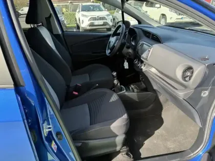 Photo 17 Toyota Yaris 110 VVT-i Design RC18