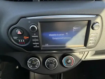 Photo 12 Toyota Yaris 110 VVT-i Design RC18