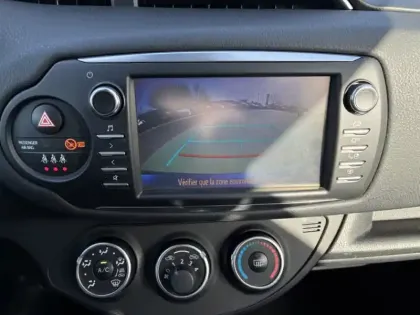 Photo 13 Toyota Yaris 110 VVT-i Design RC18