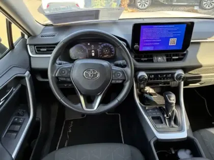 Photo 10 Toyota Rav4 Hybride 2WD 218ch Dynamic HYBRID D