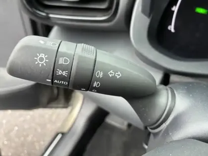 Photo 17 Toyota Yaris Hybride 130h Design