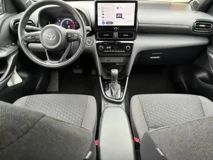 Photo 10 Toyota Yaris Hybride 130h Design