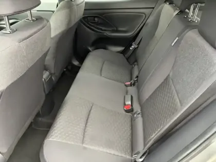 Photo 25 Toyota Yaris Hybride 130h Design