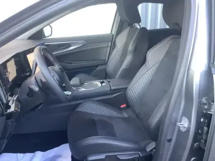 Photo 10 Renault Rafale Nouveau E-Tech full hybrid 200ch esprit Alpine