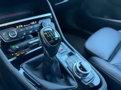 Photo 18 BMW Serie 2 ActiveTourer 218i 136ch Luxury Edition Hello Future + Sièges chauffants