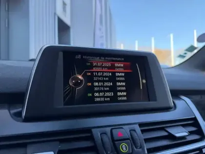 Photo 15 BMW Serie 2 ActiveTourer 218i 136ch Luxury Edition Hello Future + Sièges chauffants