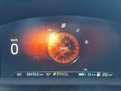 Photo 6 Ford Kuga III 2.5 Dur 225 hybrid PHEV Pshift ST-Line X