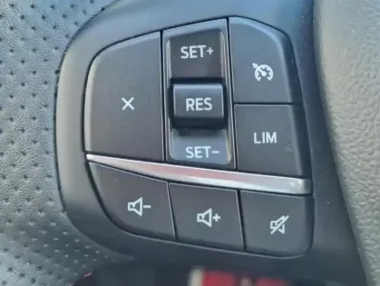 Photo 25 Ford Kuga III 2.5 Dur 225 hybrid PHEV Pshift ST-Line X