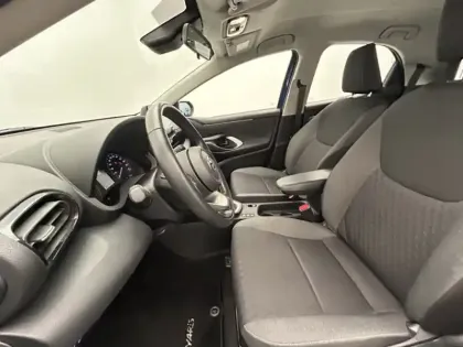 Photo 18 Toyota Yaris Hybride 116h Dynamic