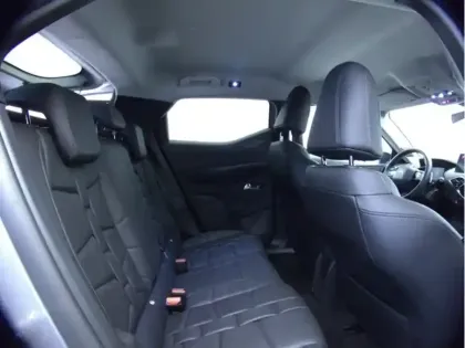 Photo 18 DS DS 3 Gén. I Ph1 NG Louvre 5