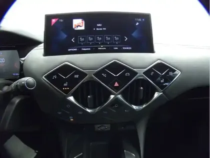 Photo 13 DS DS 3 Gén. I Ph1 NG Louvre 5