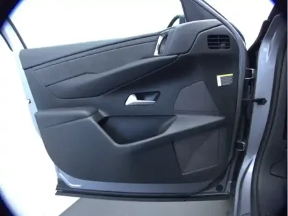 Photo 9 DS DS 3 Gén. I Ph1 NG Louvre 5