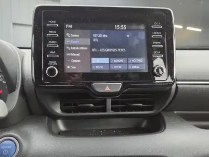 Photo 19 Toyota Yaris Hybride 116h Dynamic