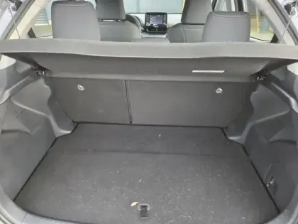 Photo 24 Toyota Yaris Hybride 116h Dynamic