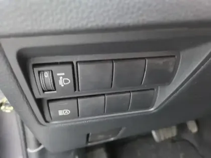 Photo 14 Toyota Yaris Hybride 116h Dynamic