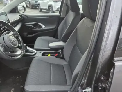 Photo 12 Toyota Yaris Hybride 116h Dynamic